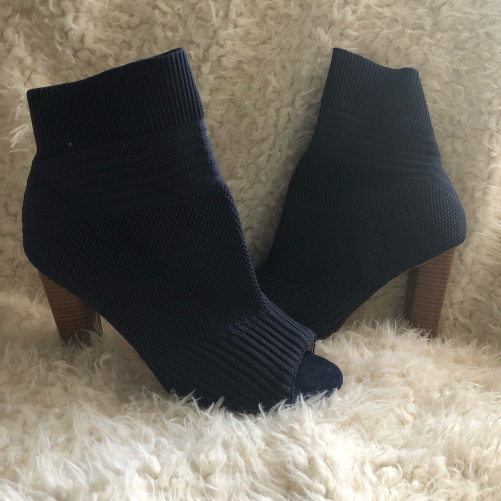 Dark blue open toed sweater heels